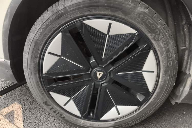 Used Deepal SL03 2022 1.5L 1200 Extended-Range Version Exterior 8