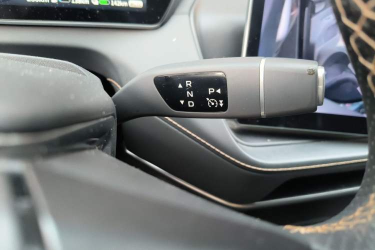 Used Deepal SL03 2022 1.5L 1200 Extended-Range Version Gear Lever