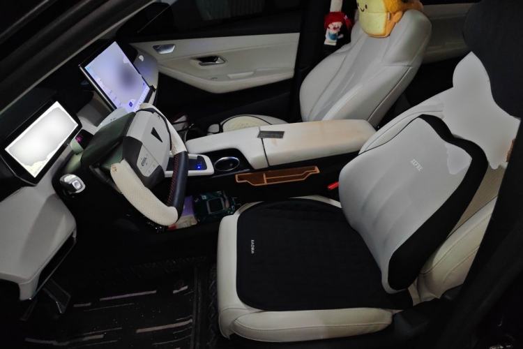 Used Deepal SL03 2022 1.5L 1200 Extended-Range Version Left Front Seat