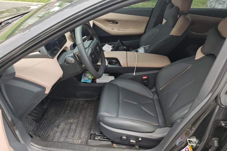 Used Deepal SL03 2022 1.5L 1200 Extended-Range Version Left Front Seat
