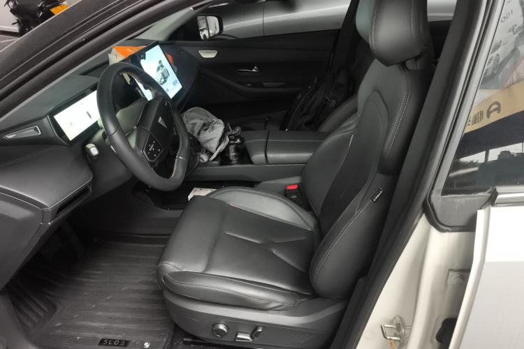 Used Deepal SL03 2022 1.5L 1200 Extended-Range Version Left Front Seat