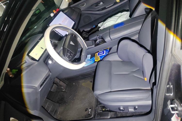 Used Deepal SL03 2022 1.5L 1200 Extended-Range Version Left Front Seat