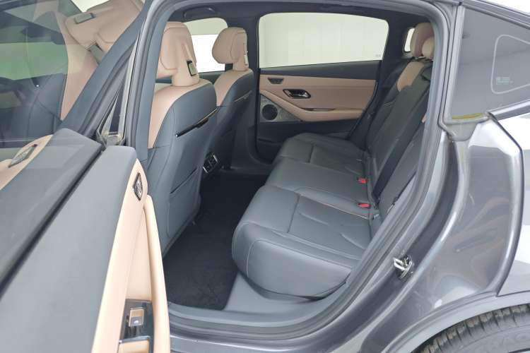 Used Deepal SL03 2022 1.5L 1200 Extended-Range Version Left Rear Seat