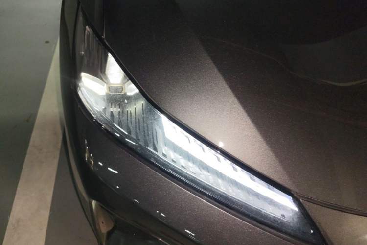 Used Deepal SL03 2022 515 Pure Electric Version Right Front Headlight