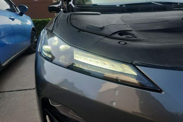 Used Deepal SL03 2022 1.5L 1200 Extended-Range Version Right Front Headlight
