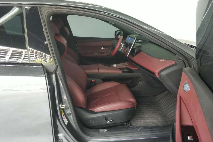 Used Deepal SL03 2022 515 Pure Electric Version Right Front Seat