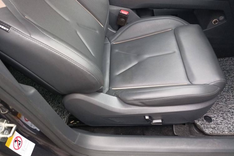 Used Deepal SL03 2022 1.5L 1200 Extended-Range Version Right Front Seat