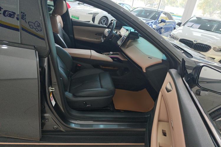 Used Deepal SL03 2022 1.5L 1200 Extended-Range Version Right Front Seat