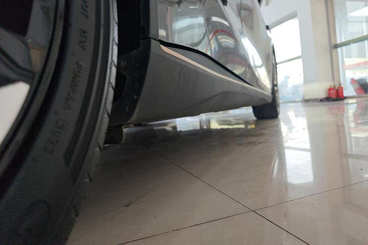 Used Deepal SL03 2022 1.5L 1200 Extended-Range Version Right Side Sill