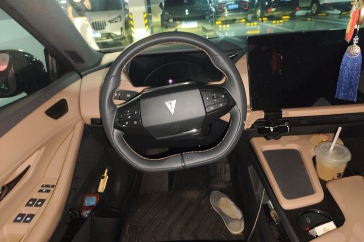 Used Deepal SL03 2022 515 Pure Electric Version Steering Wheel