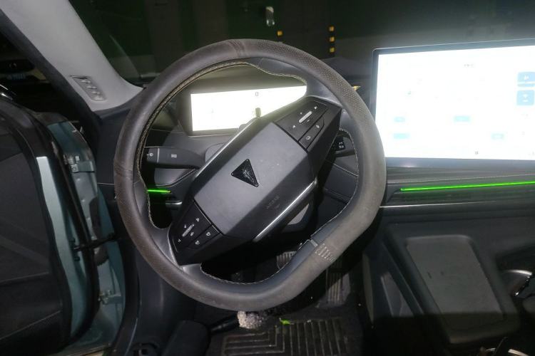 Used Deepal SL03 2022 515 Pure Electric Version Steering Wheel