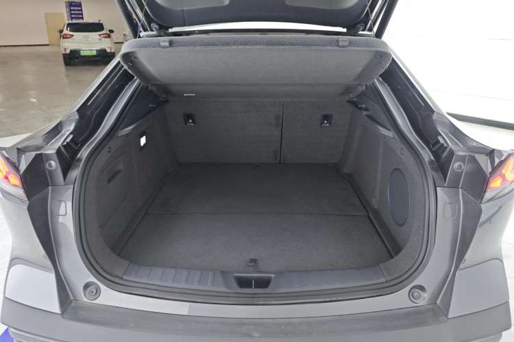Used Deepal SL03 2022 1.5L 1200 Extended-Range Version Trunk