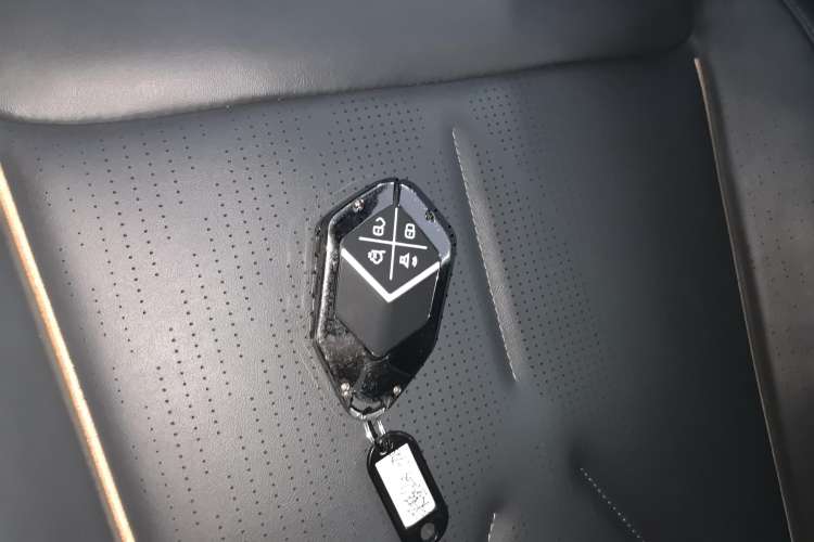 Used Deepal SL03 2022 1.5L 1200 Extended-Range Version Vehicle Key