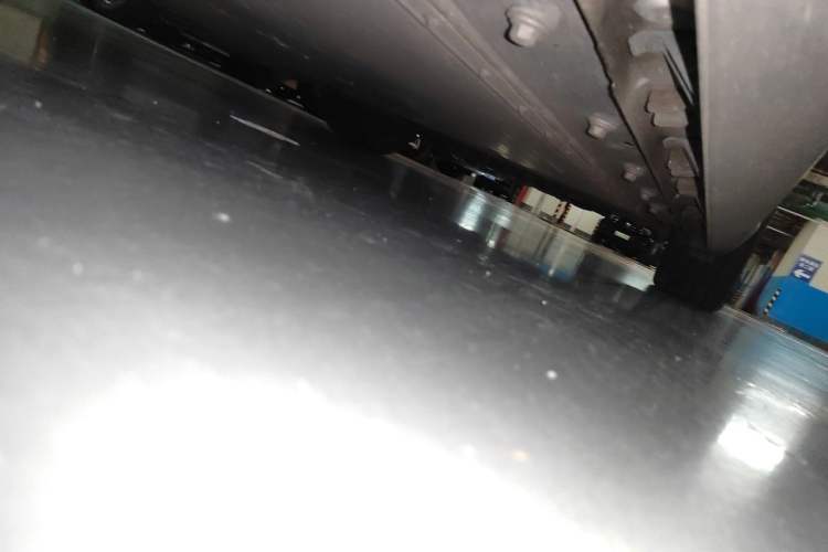 Used Deepal SL03 2022 515 Pure Electric Version Chassis Front Left
