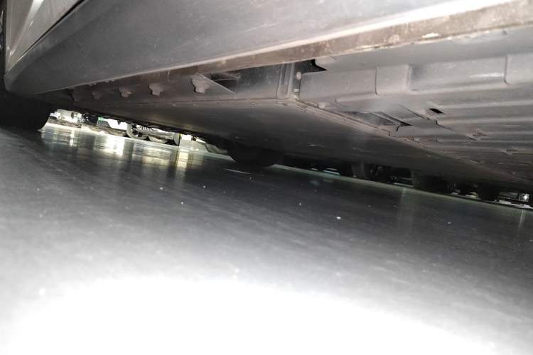 Used Deepal SL03 2022 515 Pure Electric Version Chassis Rear Left