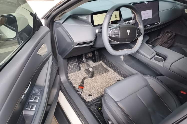 Used Deepal SL03 2022 1.5L 1200 Extended-Range Version Driver Seat