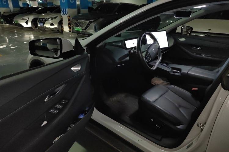 Used Deepal SL03 2022 515 Pure Electric Version Driver Seat