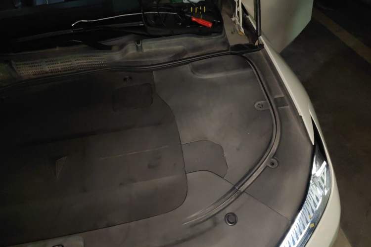Used Deepal SL03 2022 1.5L 1200 Extended-Range Version Engine Bay Left