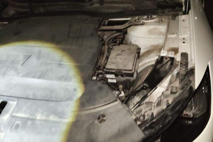 Used Deepal SL03 2022 1.5L 1200 Extended-Range Version Engine Bay Left