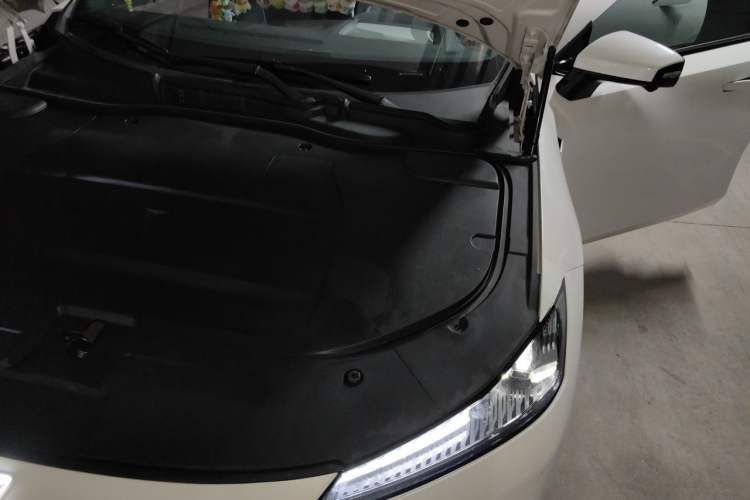 Used Deepal SL03 2022 1.5L 1200 Extended-Range Version Engine Bay Left