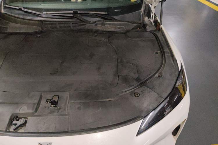 Used Deepal SL03 2022 1.5L 1200 Extended-Range Version Engine Bay Left