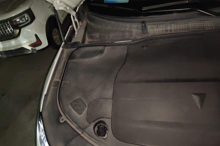 Used Deepal SL03 2022 1.5L 1200 Extended-Range Version Engine Bay Right