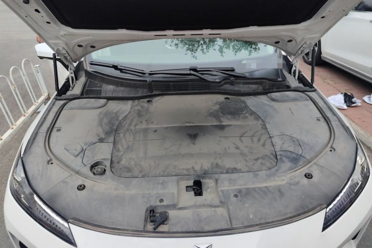 Used Deepal SL03 2022 1.5L 1200 Extended-Range Version Engine Bay