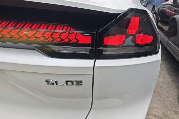 Used Deepal SL03 2022 1.5L 1200 Extended-Range Version Exterior 3