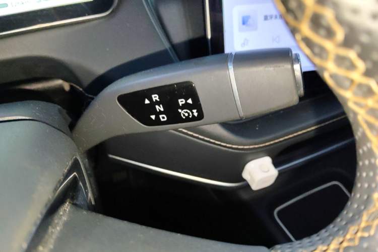 Used Deepal SL03 2022 1.5L 1200 Extended-Range Version Gear Lever