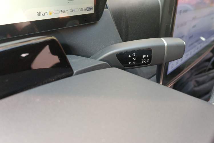 Used Deepal SL03 2022 1.5L 1200 Extended-Range Version Gear Lever