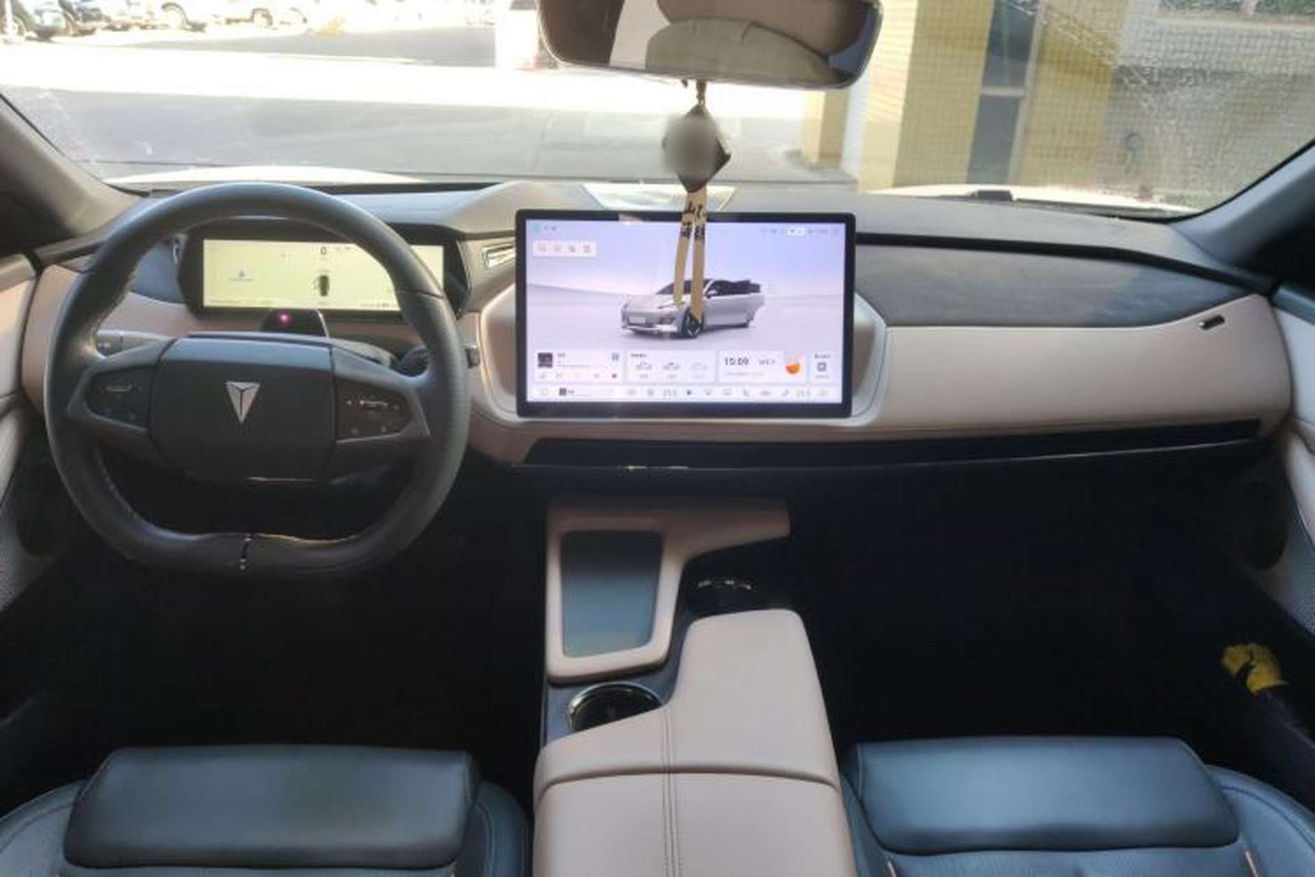 Used Deepal SL03 2022 1.5L 1200 Extended-Range Version Interior 2