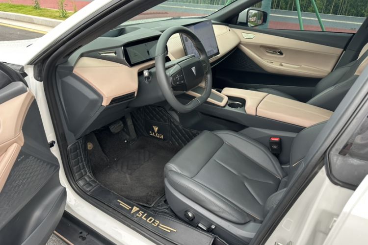 Used Deepal SL03 2022 1.5L 1200 Extended-Range Version Interior 3