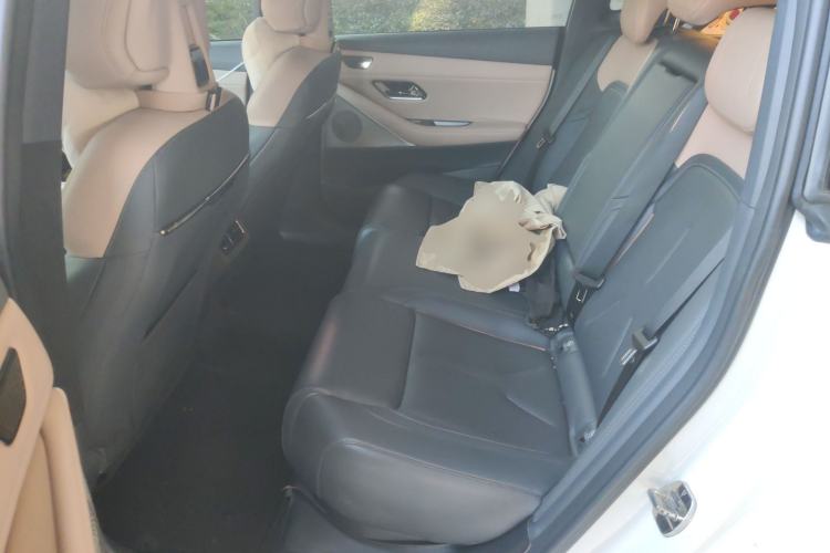 Used Deepal SL03 2022 1.5L 1200 Extended-Range Version Interior 4
