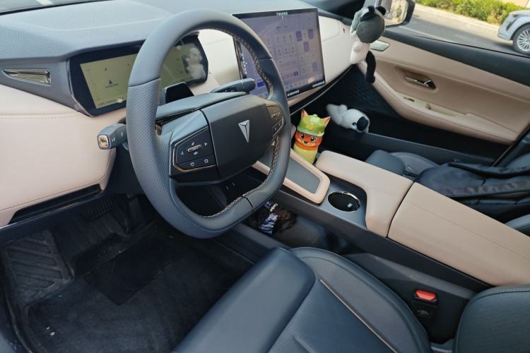 Used Deepal SL03 2022 1.5L 1200 Extended-Range Version Left Front Seat