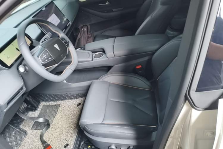 Used Deepal SL03 2022 1.5L 1200 Extended-Range Version Left Front Seat