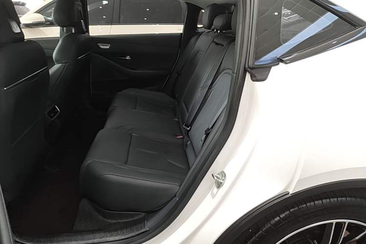 Used Deepal SL03 2022 515 Pure Electric Version Left Rear Seat
