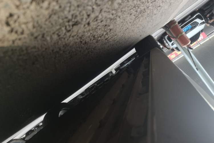 Used Deepal SL03 2022 1.5L 1200 Extended-Range Version Left Side Sill