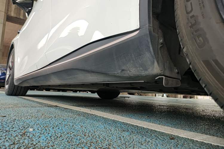 Used Deepal SL03 2022 515 Pure Electric Version Left Side Sill