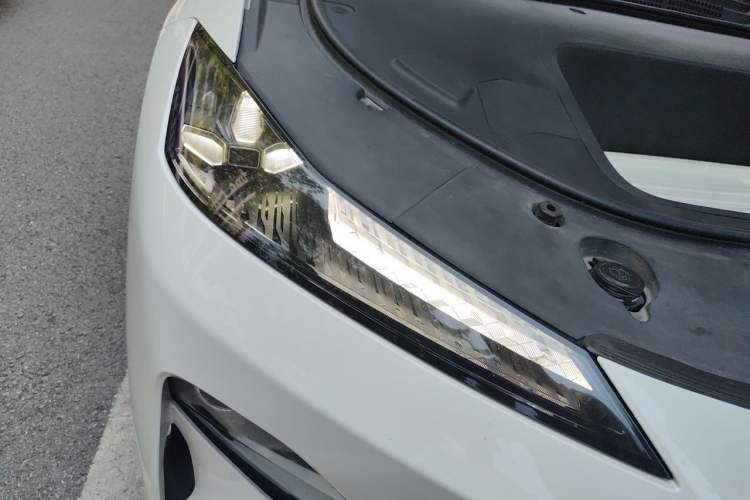 Used Deepal SL03 2022 515 Pure Electric Version Right Front Headlight
