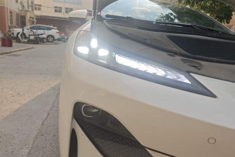 Used Deepal SL03 2022 515 Pure Electric Version Right Front Headlight