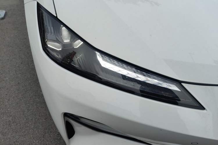 Used Deepal SL03 2022 1.5L 1200 Extended-Range Version Right Front Headlight
