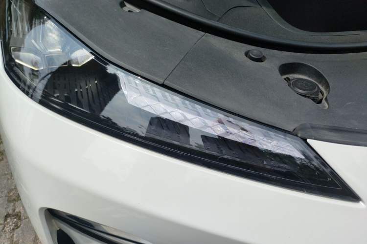 Used Deepal SL03 2022 515 Pure Electric Version Right Front Headlight