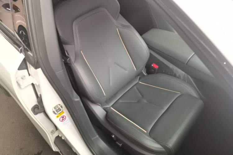 Used Deepal SL03 2022 1.5L 1200 Extended-Range Version Right Front Seat