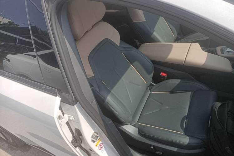 Used Deepal SL03 2022 515 Pure Electric Version Right Front Seat