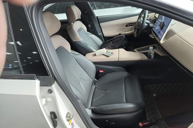 Used Deepal SL03 2022 1.5L 1200 Extended-Range Version Right Front Seat