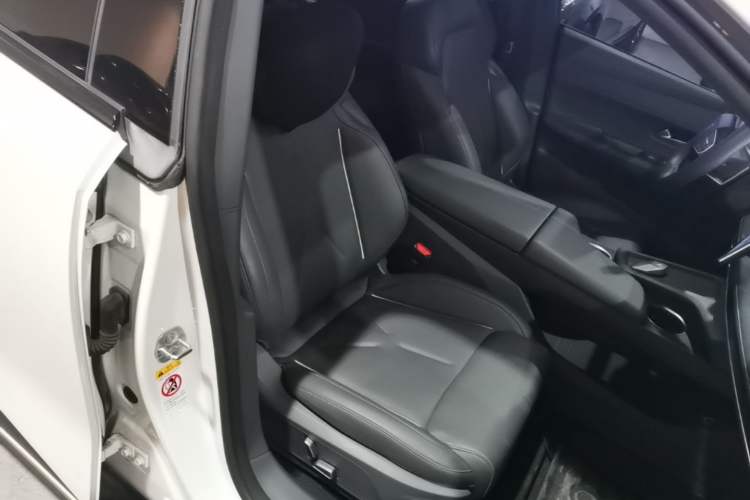 Used Deepal SL03 2022 1.5L 1200 Extended-Range Version Right Front Seat