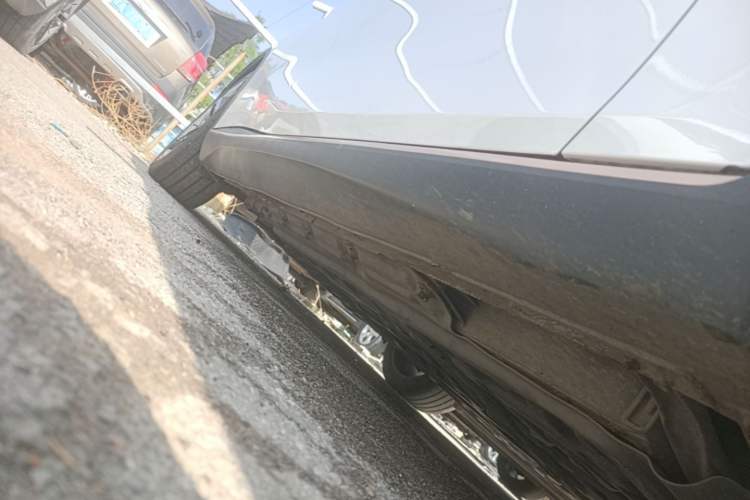 Used Deepal SL03 2022 515 Pure Electric Version Right Side Sill