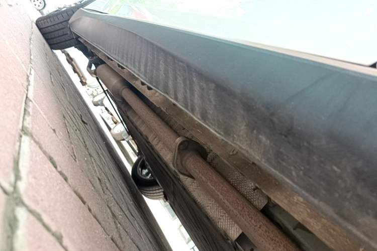 Used Deepal SL03 2022 1.5L 1200 Extended-Range Version Right Side Sill