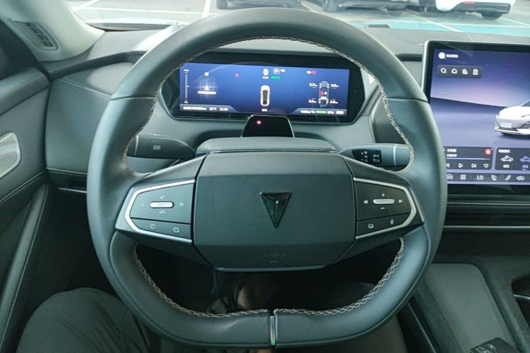 Used Deepal SL03 2022 515 Pure Electric Version Steering Wheel