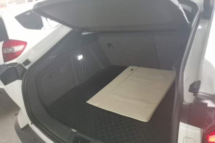 Used Deepal SL03 2022 1.5L 1200 Extended-Range Version Trunk
